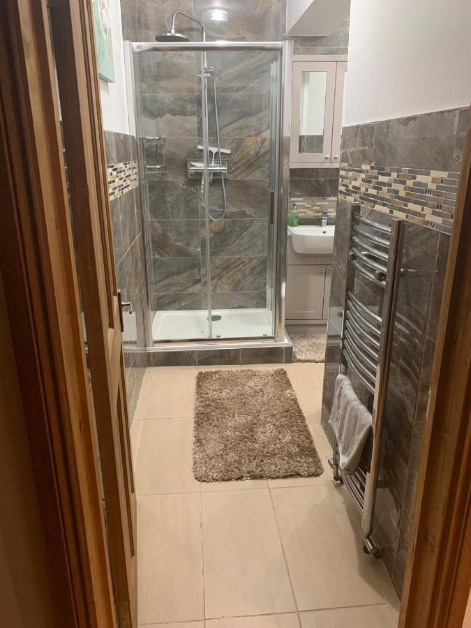 Fbs Homestay Norwood Екстер'єр фото