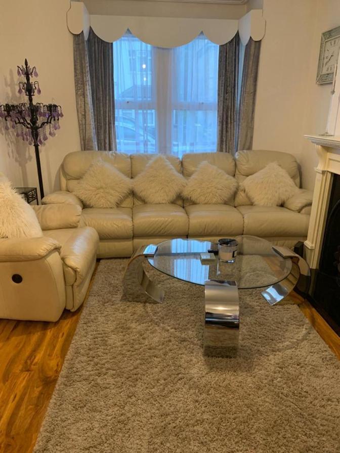 Fbs Homestay Norwood Екстер'єр фото